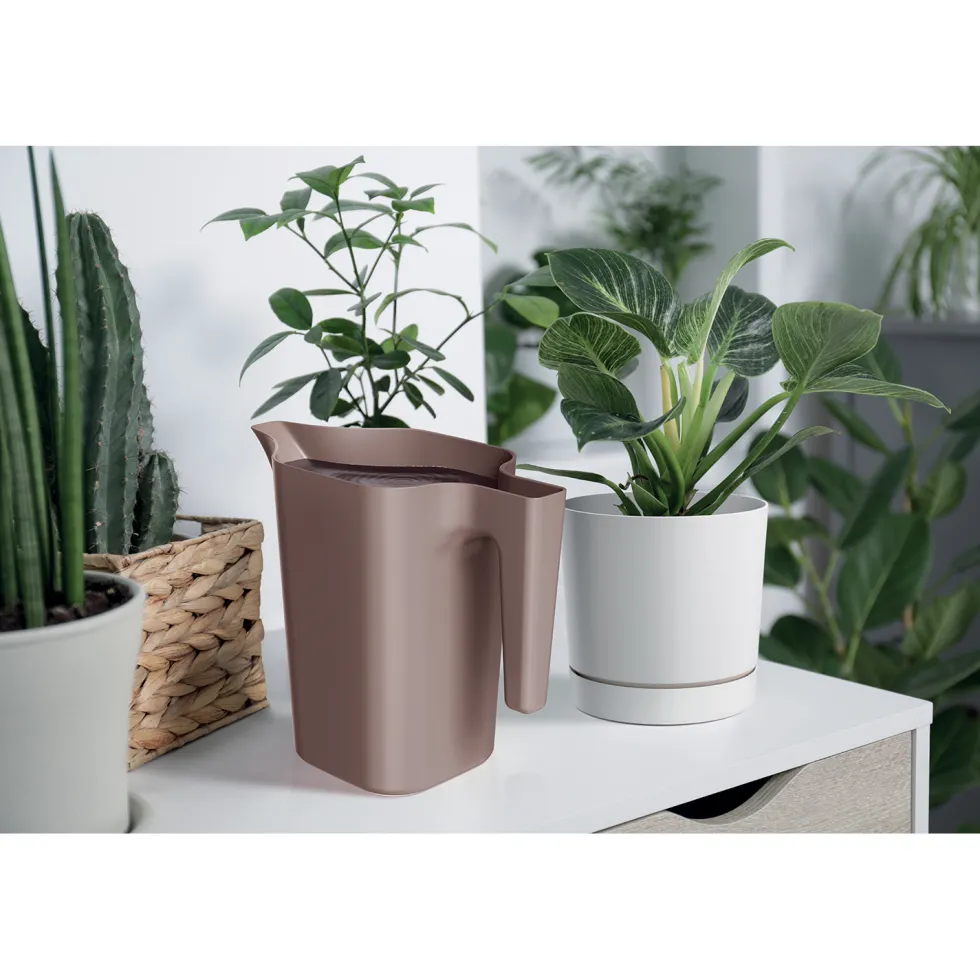 Kannu Jug 1,8L valkoinen