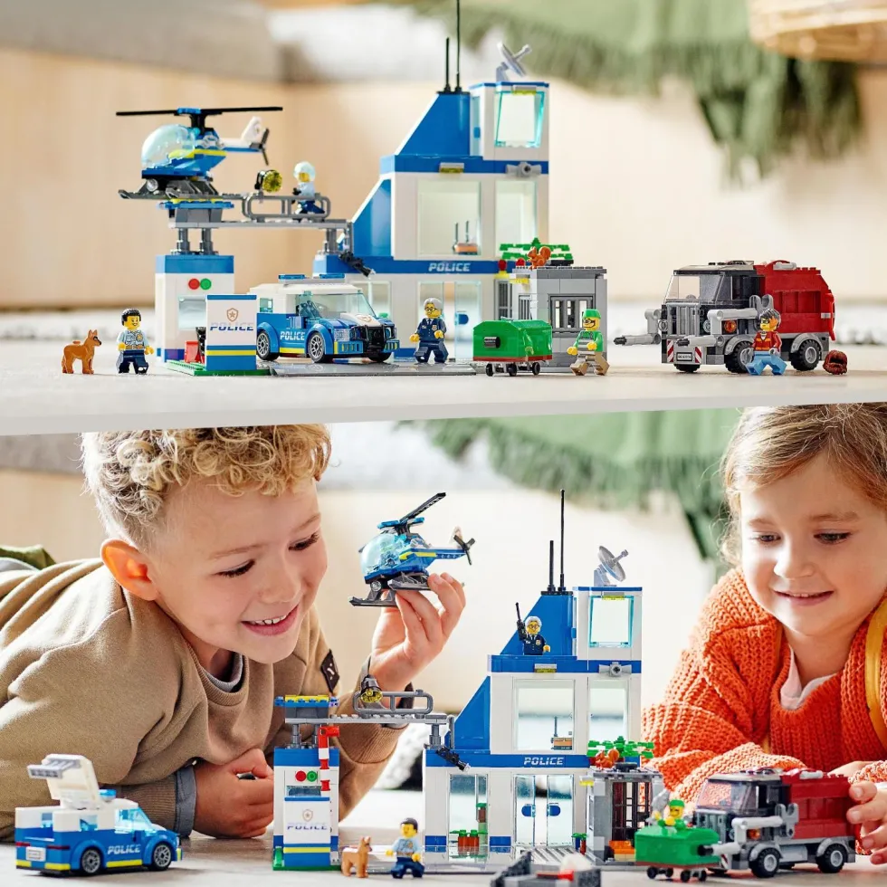 Lego® City 60316 Poliisiasema