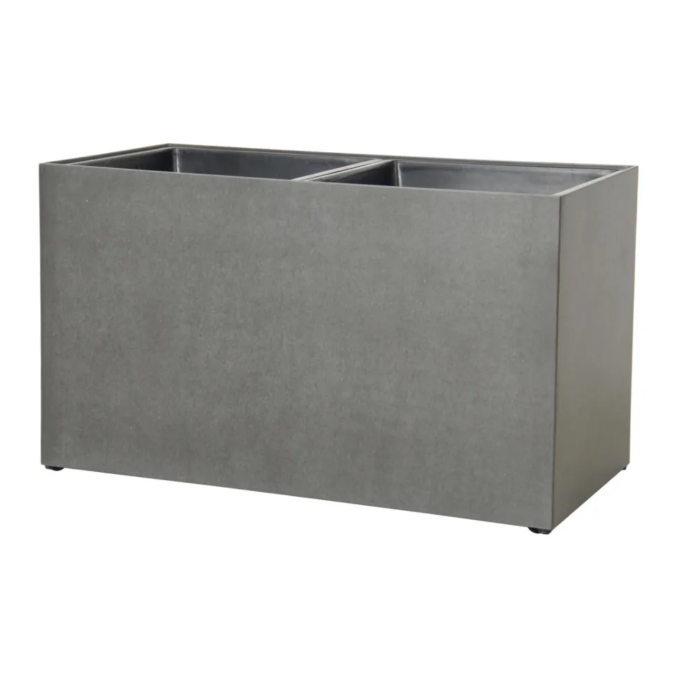 Ruukku pyörillä sementti