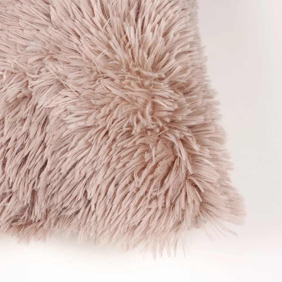 Tekoturkistyyny beige